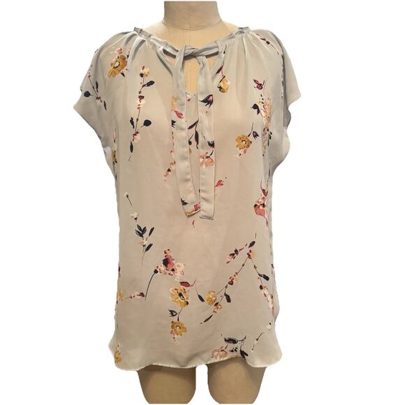 Lauren Conrad Women's Floral Light Blue Tie ,Light Weight Blouse XL - Picture 1 of 4
